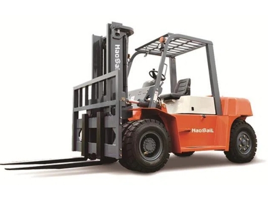 ## **Advanced Diesel Forklift–Engineered for Performance & Comfort**